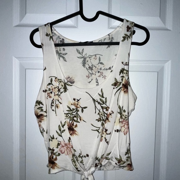 Dynamite flowery crop top - Picture 2 of 4